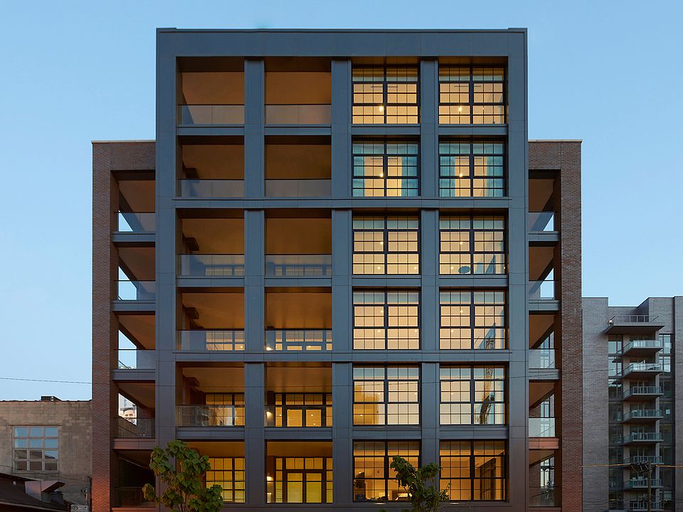 1st image of 351 W Huron St Unit 3