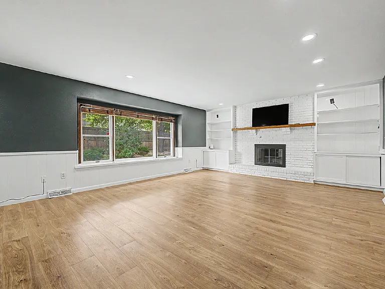 10074 E Lake Dr — Photo 6