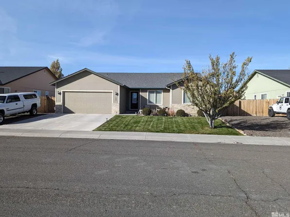 102 Sunnyside Dr, Battle Mountain, NV 89820