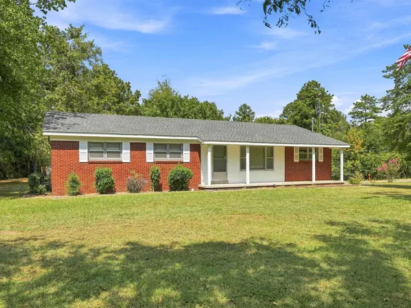 8965 Old 64 Hwy, Bolivar, TN 38008