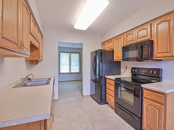 3rd image of 2092 Westminster Ct