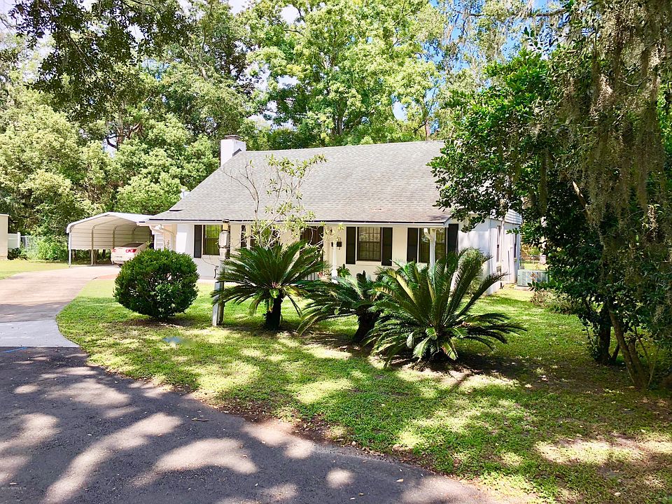 1st image of 403 Silver Wing Cir