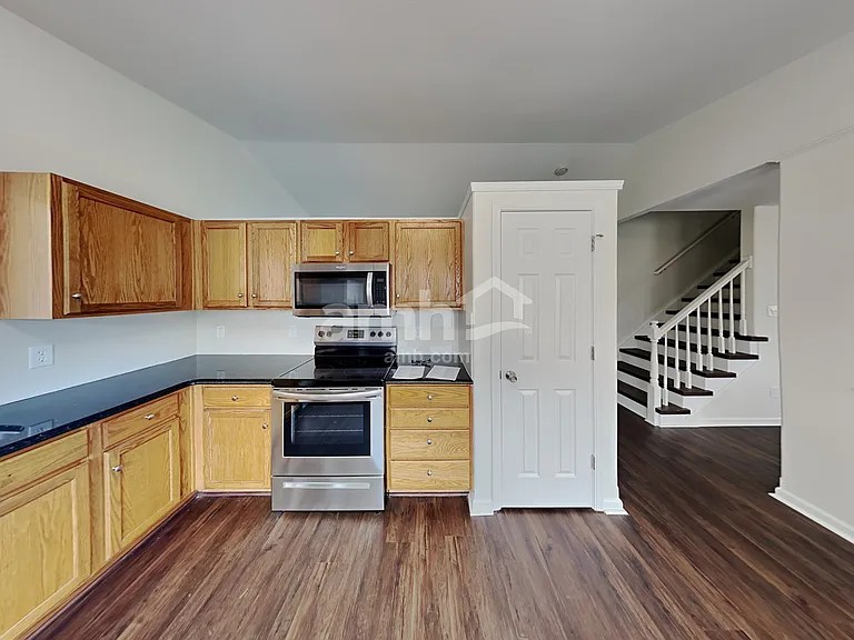 10502 Glory Meadow Ct — Photo 3