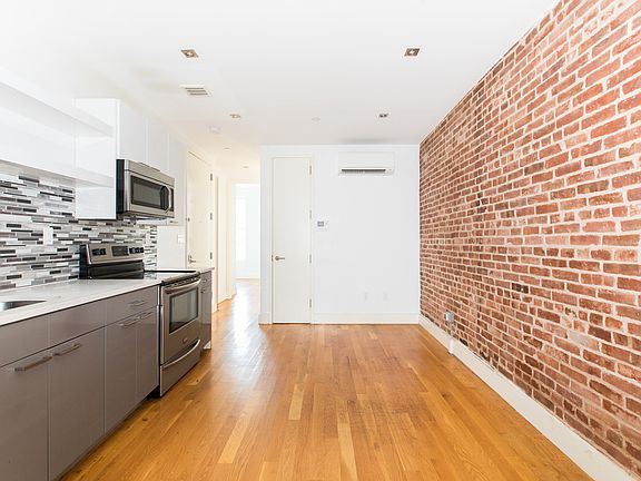 4th image of 127 Lefferts Pl #3UP