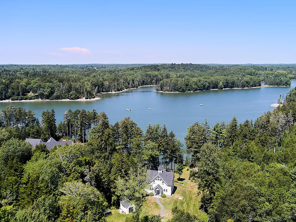 32 Ocean Ridge Rd