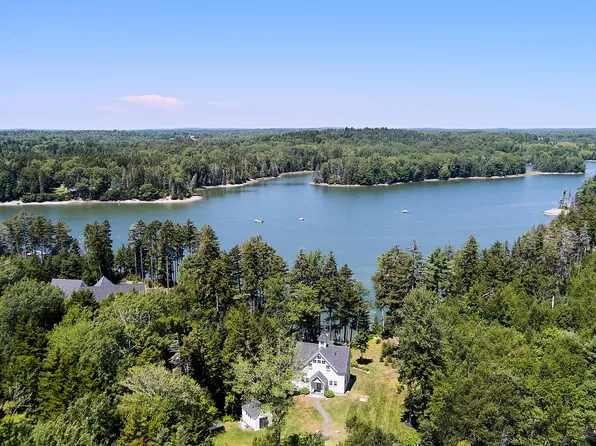32 Ocean Ridge Rd, Cushing, ME 04563
