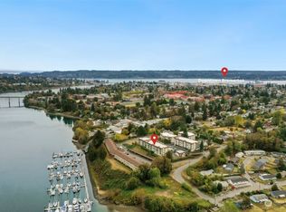 1602 Naval Ave APT 18, Bremerton, WA 98312