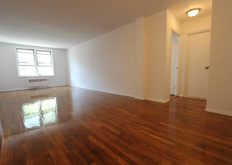 1st image of 10101 67th Dr APT 3C