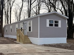 147 W Skyline Dr #21, Madison, IN 47250