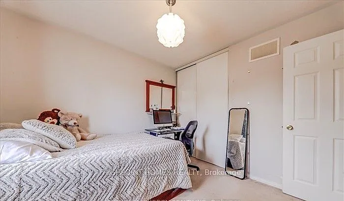 1059 Songbird Dr — Photo 29