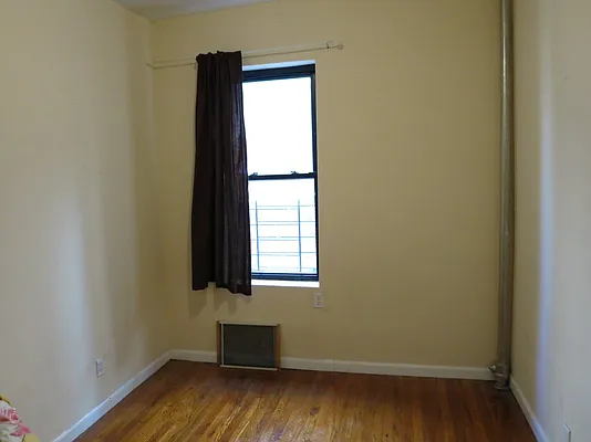 Rented by Bohemia Realty Group | media 32