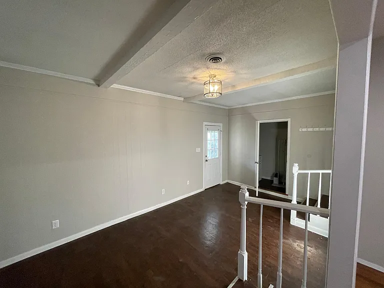 3635 Belair Rd — Photo 3