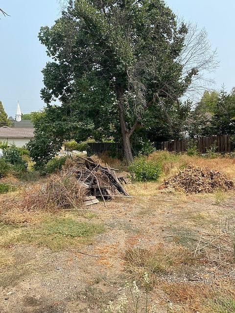 2nd image of 8360 China Gulch St #13/1