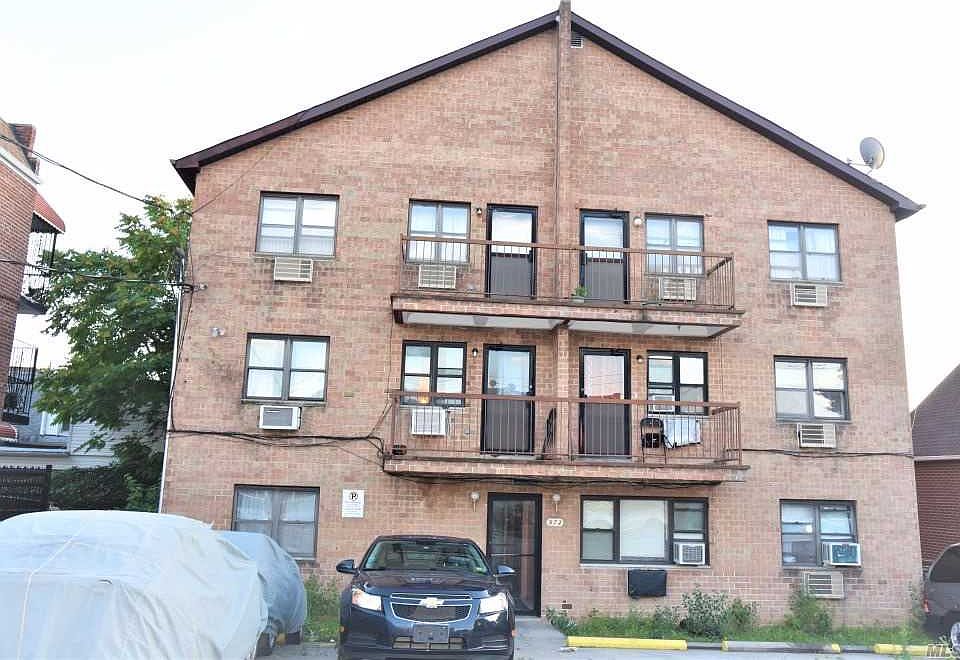 1st image of 972 E 88th St APT 202