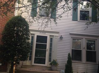 21268 Hedgerow Ter, Ashburn, VA 20147