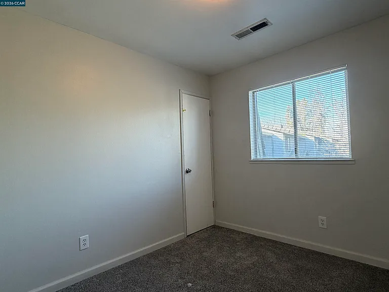 1648 W North Bear Creek Dr — Photo 16