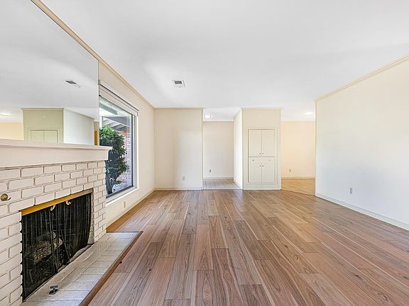 2nd image of 20 Glengreen Street