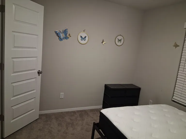 2705 Bass St — Photo 1