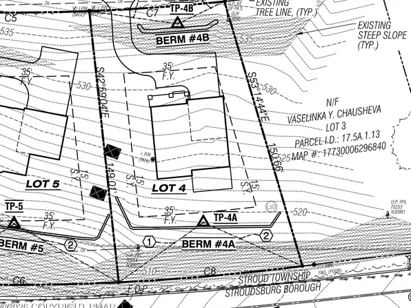 4 Edgemont Rd, Stroudsburg, PA 18360