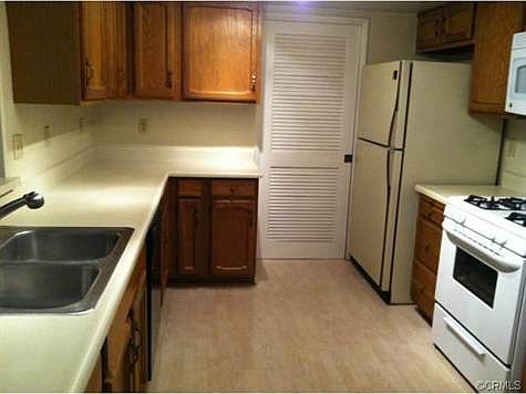 2nd image of 242 E Fern Ave APT 210