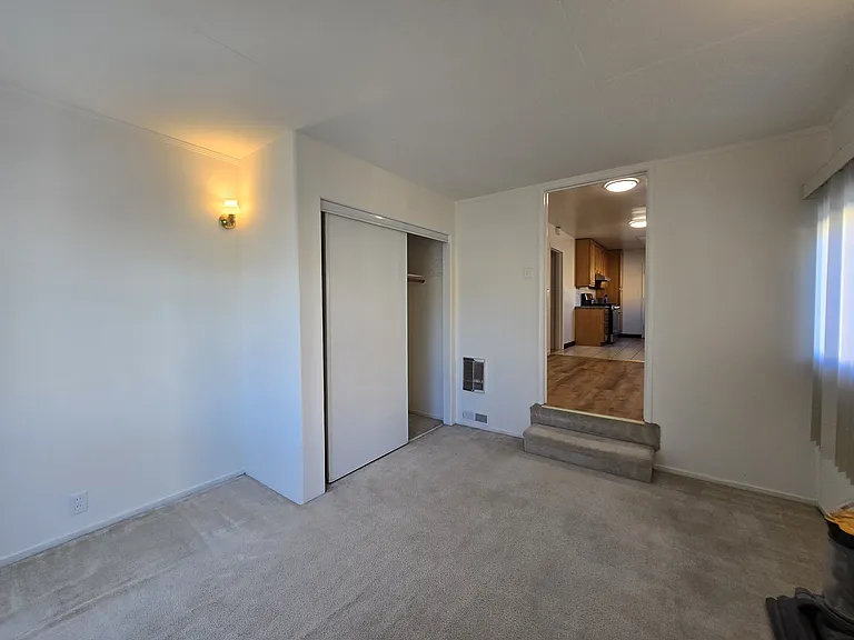 1636 Virginia St — Photo 13