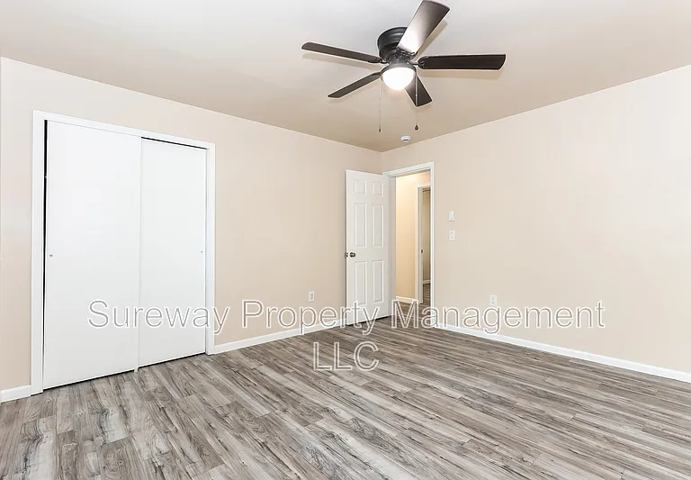 50 Dahlia St — Photo 9