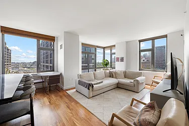 100 Jay Street, #19F