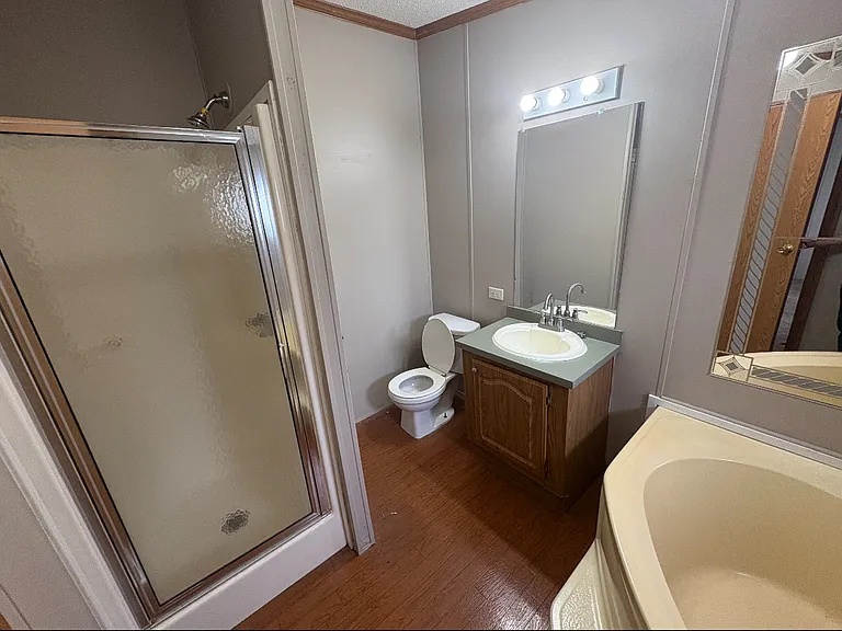 8443 Quill Dr — Photo 5