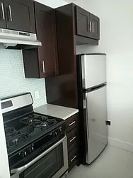 Rented by SubHut Realty USA, Inc.