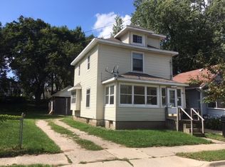 1355 Roosevelt Ave, Lansing, MI 48915