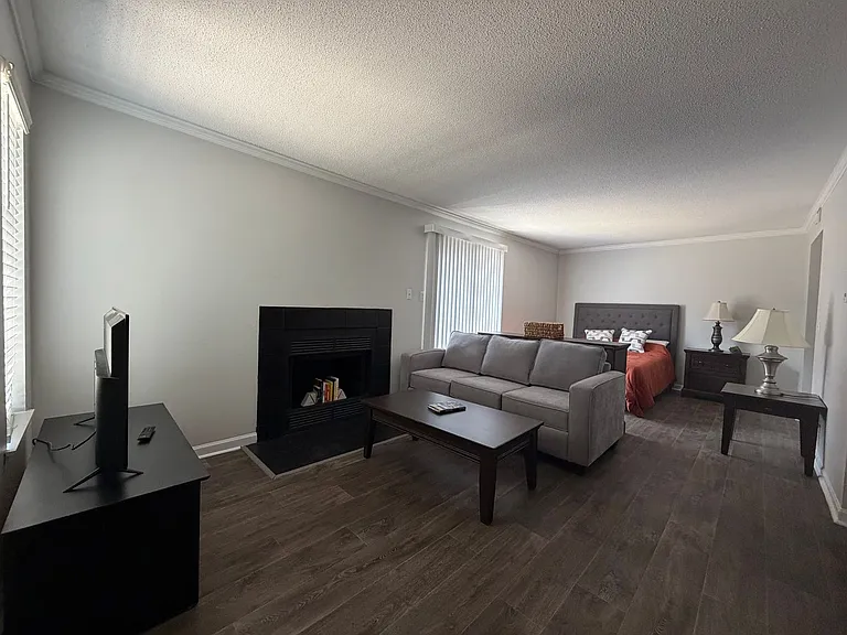The Vibe at 8035 Apartments — Photo 30