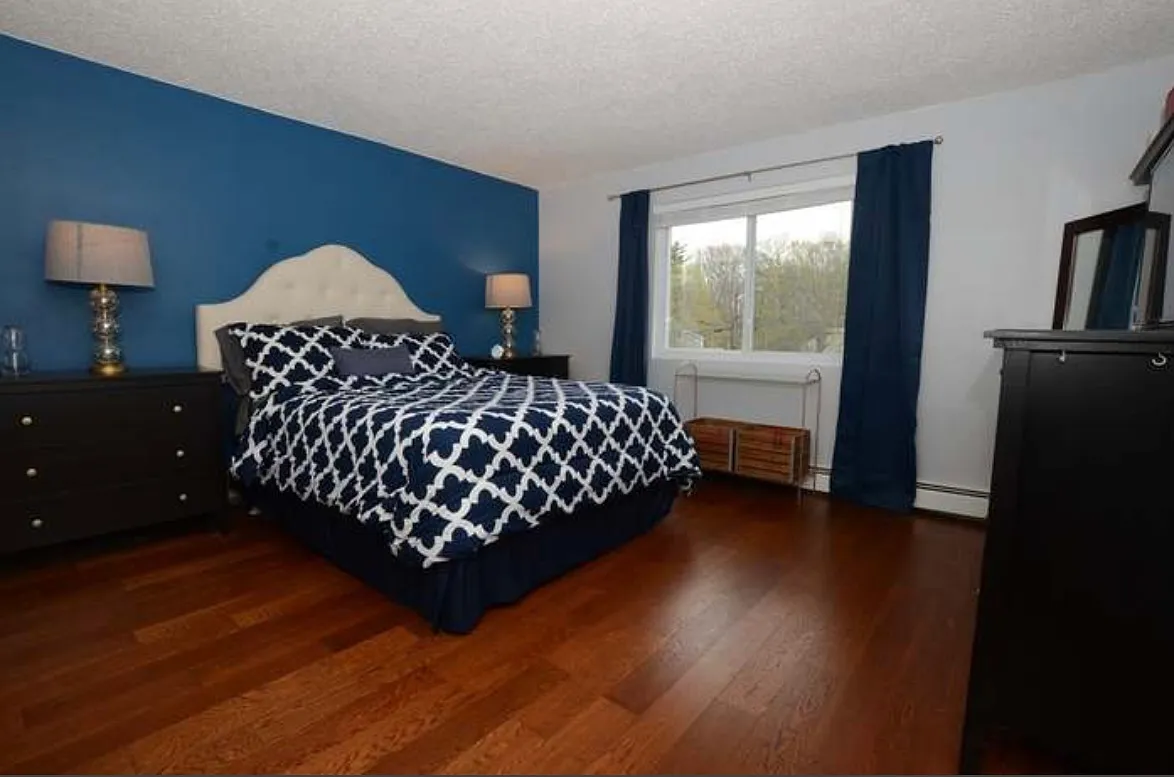 2 bed, 745 sqft, $2,800 — Photo 3