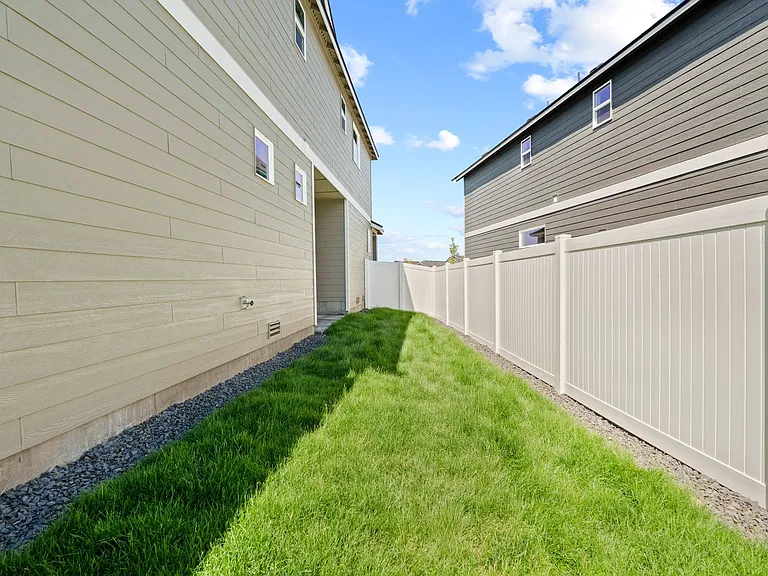 2611 N Red Tail Ln — Photo 33