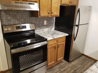 60 Stevens St W APT 8, Saint Paul, MN 55107