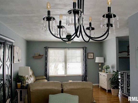 4th image of 3417 W Reservoir Blvd