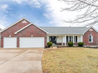 324 Quiet Country Dr, Saint Peters, MO 63376