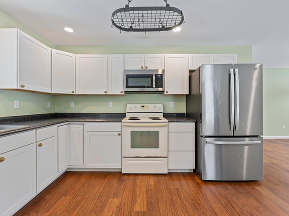 5th image of 28 Flybox Road