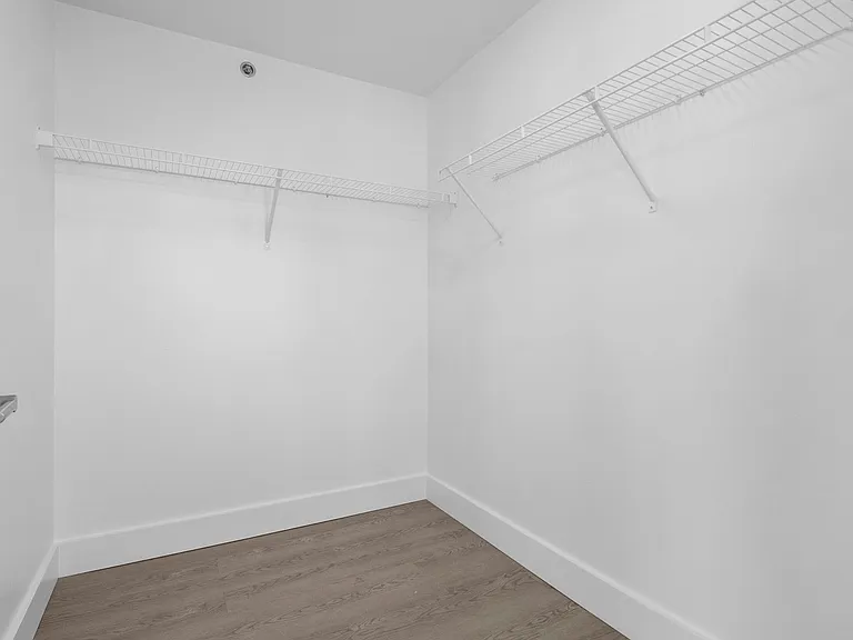 4500 S Kingshighway Blvd #13 — Photo 22