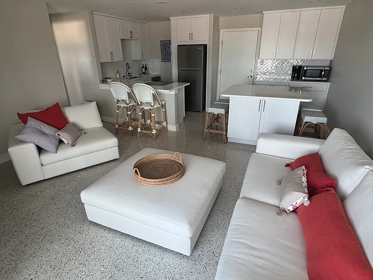 2625 S Atlantic Ave #7 — Photo 2