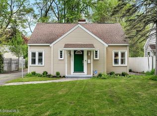 2063 Morrow Ave, Niskayuna, NY 12309