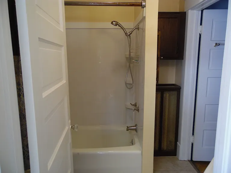 148 W 5th St — Photo 5