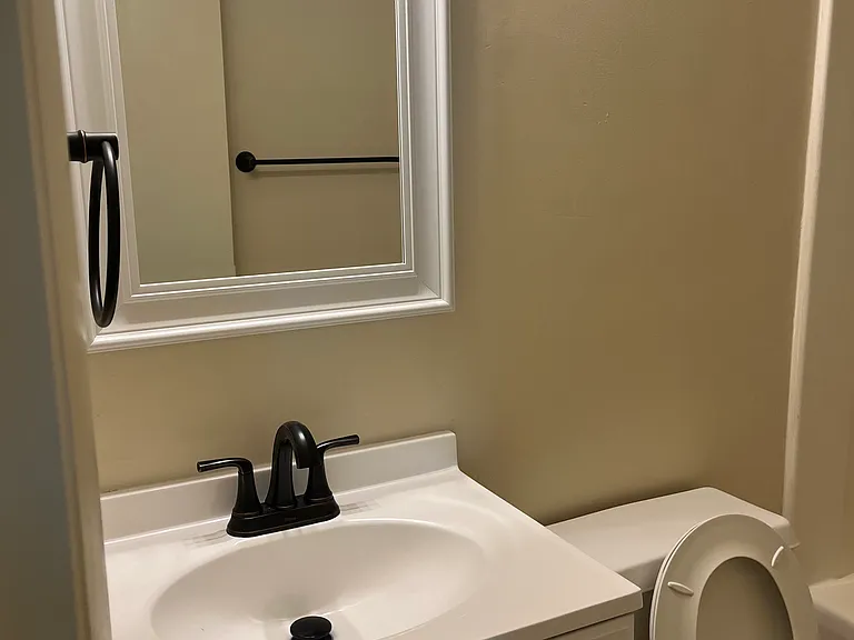 1348 Hunters Rd #D — Photo 19