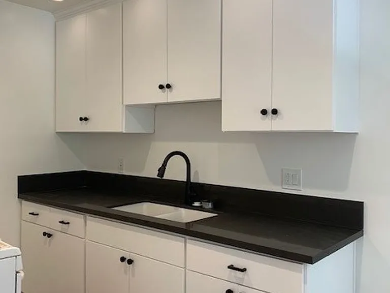 Manhattan Ave 707 — Photo 18