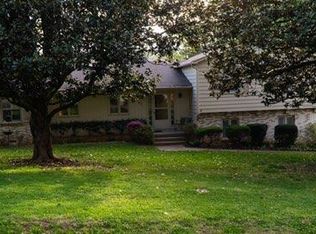 921 Camellia Dr, Columbia, TN 38401