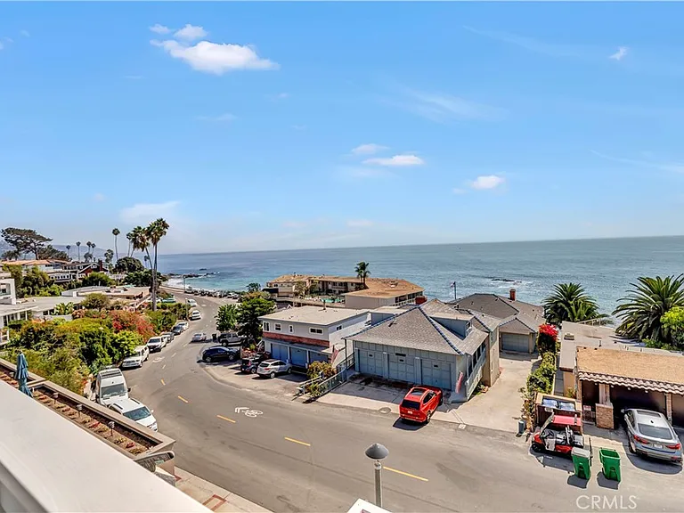714 Cliff Dr — Photo 32