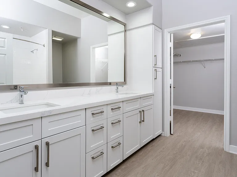 Paladia Luxury Apartments — Photo 95