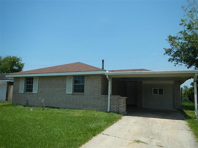 1st image of 141 Aster Ln
