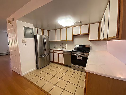 1st image of 119 W 126th St #2