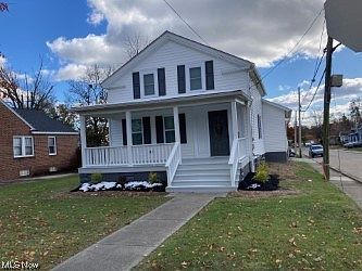 1st image of 336 W Liberty St