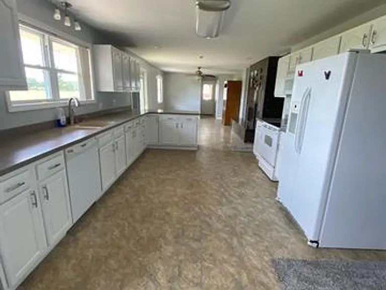 17401 N County Road 550 E — Photo 17